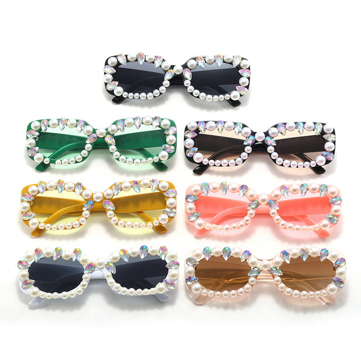 Ladies elegant sunglasses with pearl decoration Bowlift