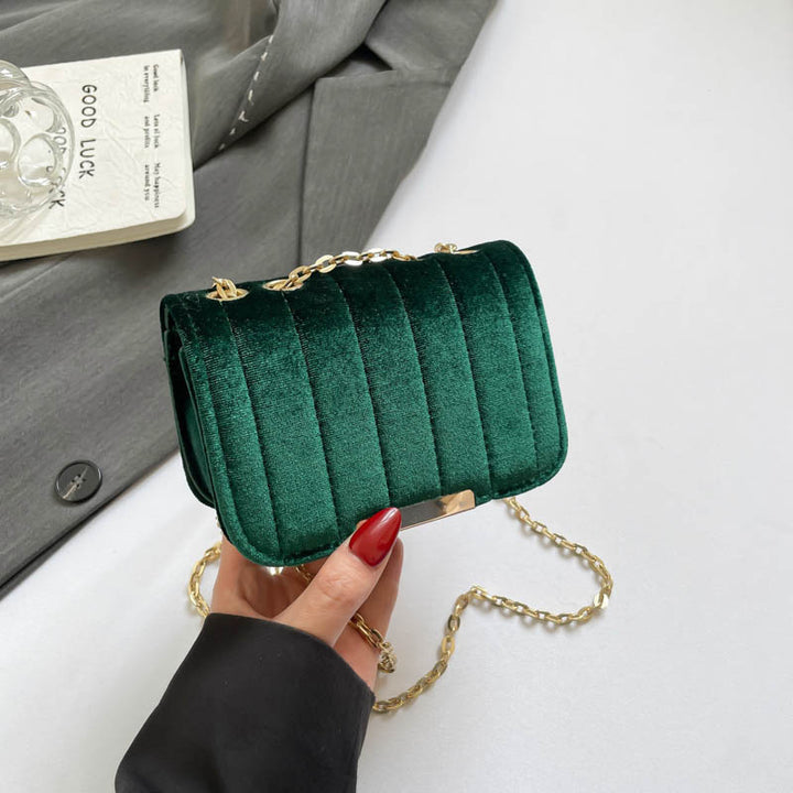 Elegant Quilted Velvet Crossbody Bag Bowlift