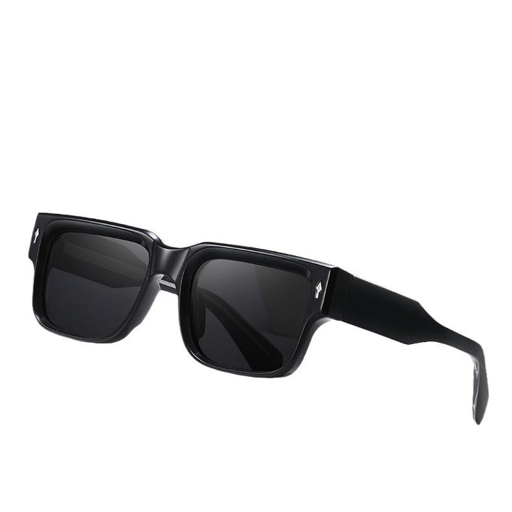 Women's sunglasses in modern, angular design Bowlift