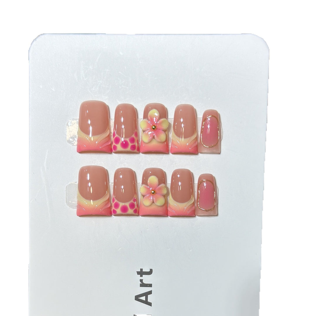 Floral Design Press-On Nail Set Bowlift