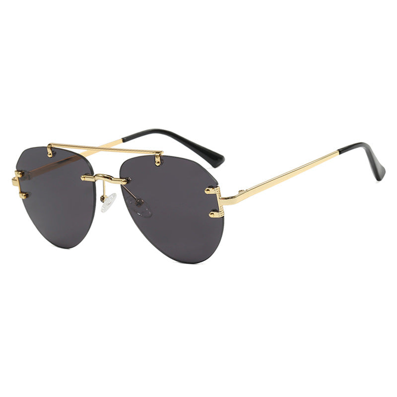 Women modern pilot sunglasses with gradient lenses and slim metal frame Bowlift