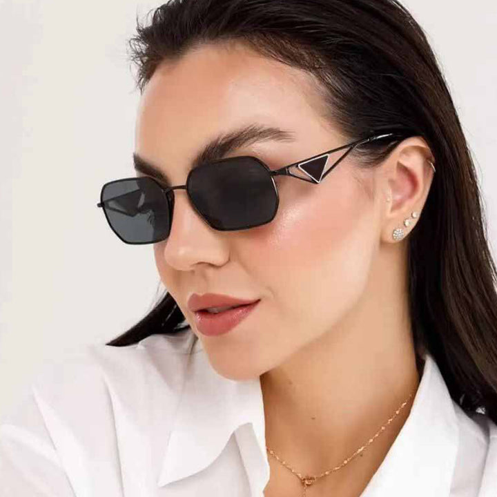 Women geometric luxury sunglasses with slim glossy frame Bowlift