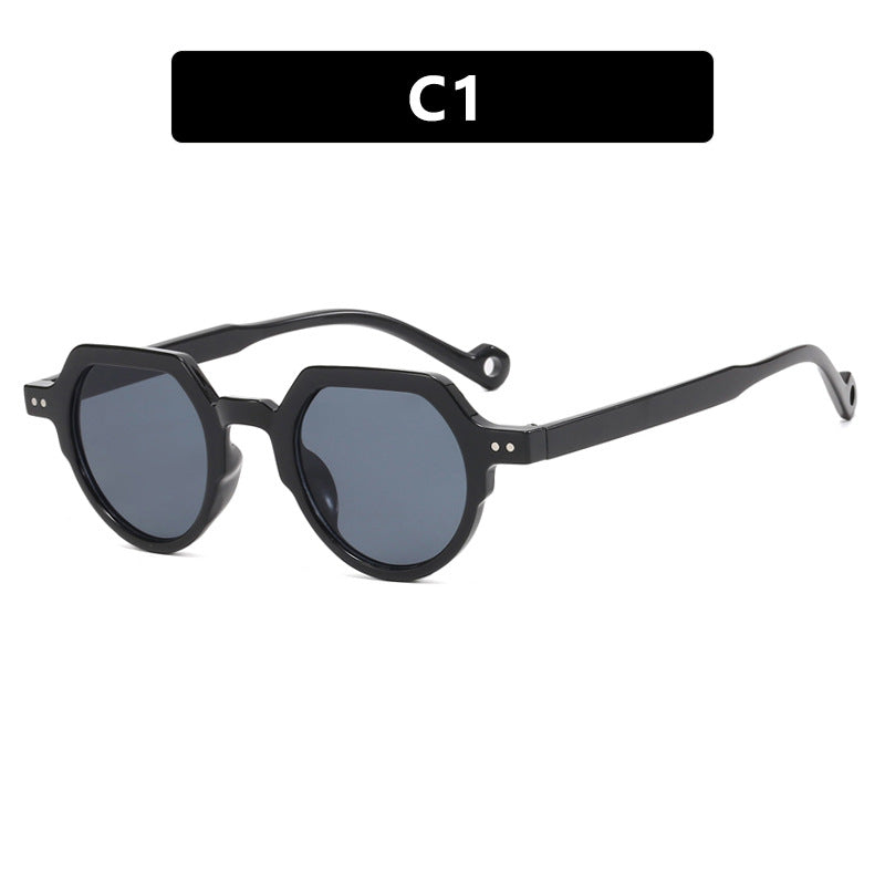 Women's geometric sunglasses with protective UV filter and sturdy frame Bowlift