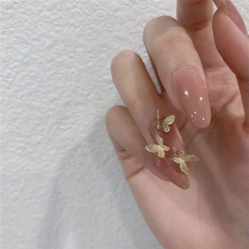 Artificial Glamorous Heart Nail Tips Bowlift
