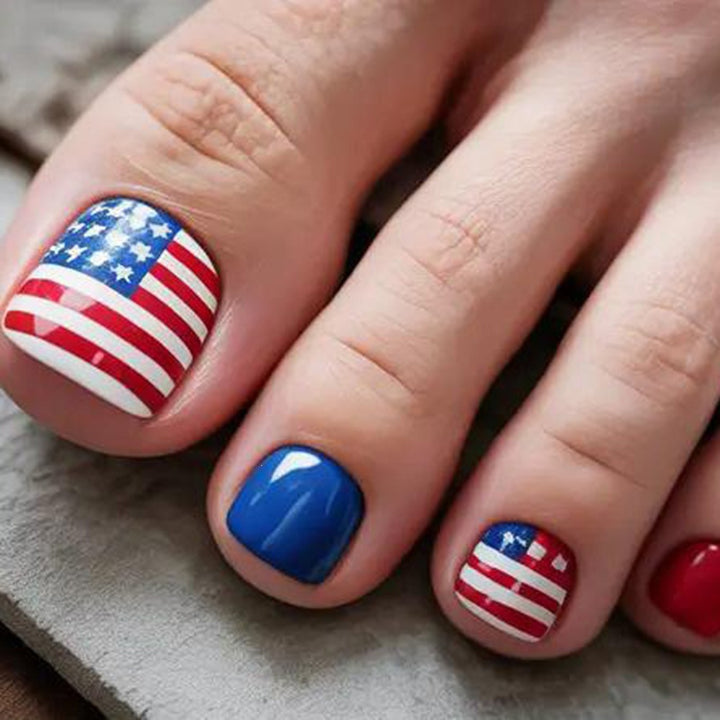 Patriotic style artificial nails with flag motifs Bowlift