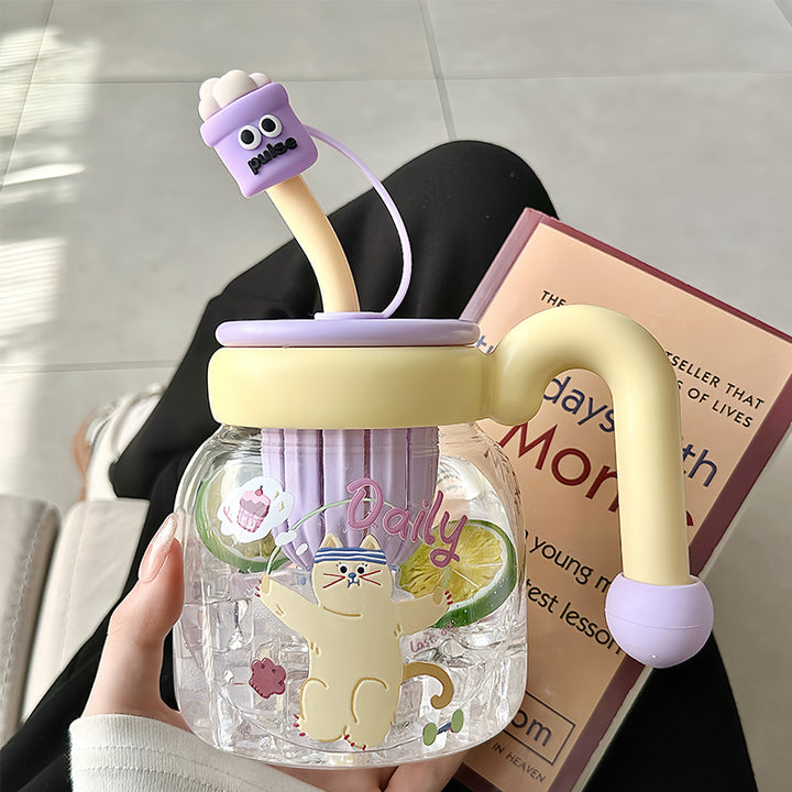 Women’s creative drinking bottle with integrated silicone straw Bowlift