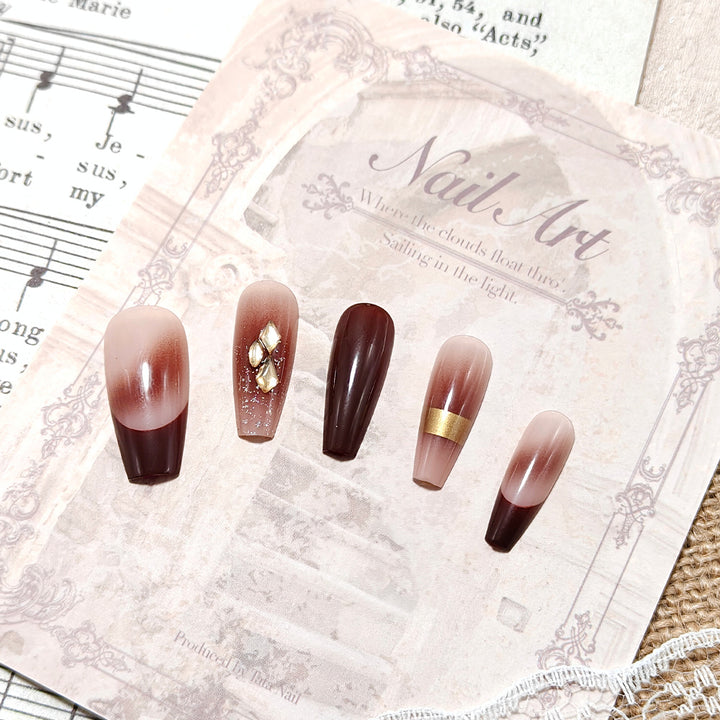 Artificial nails with luxury embellishments and stylish color gradients Bowlift