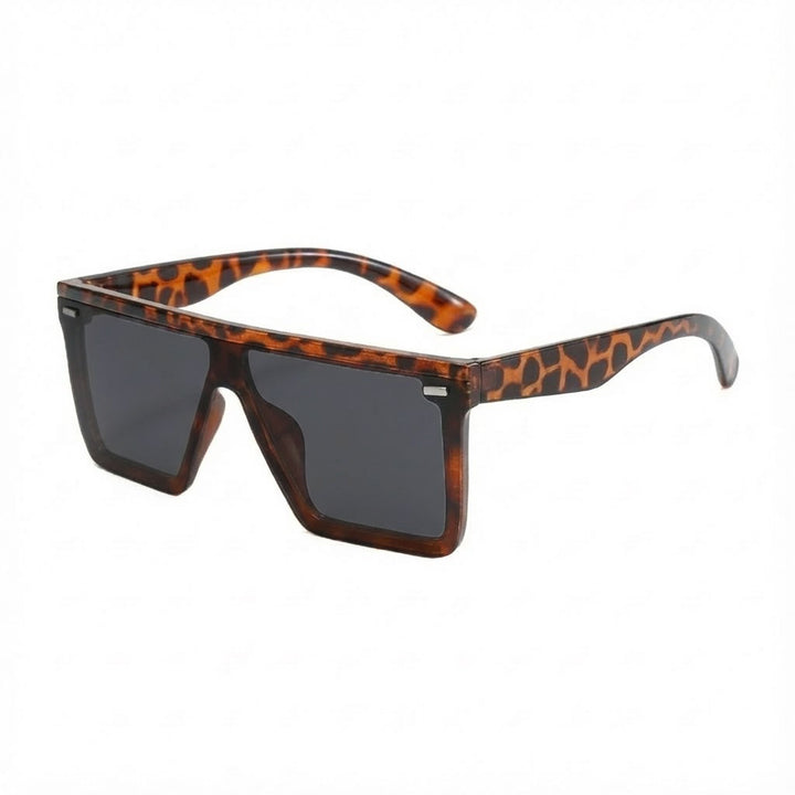 Women's Sporty Oversized Sunglasses with Modern Frame Bowlift