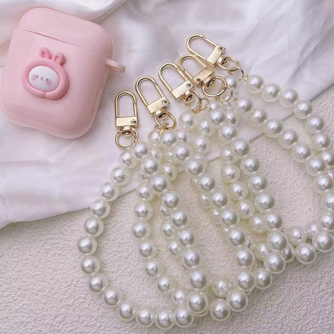 Chic Pearl Keychain Bowlift
