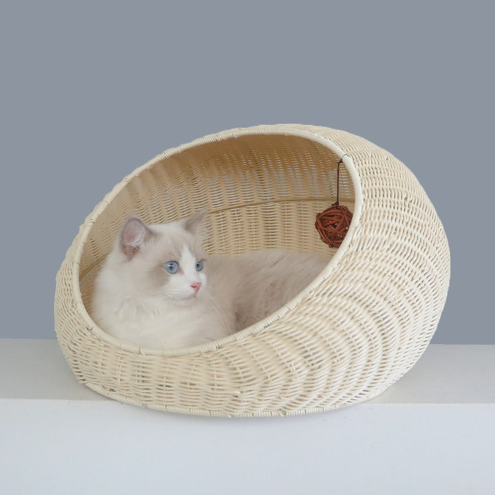 Cozy cat bed made of woven natural material Bowlift