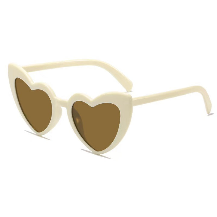 Heart-Shaped Retro Sunglasses Bowlift