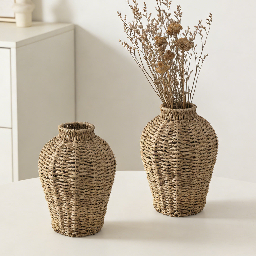 Decorative jug made of woven material Bowlift
