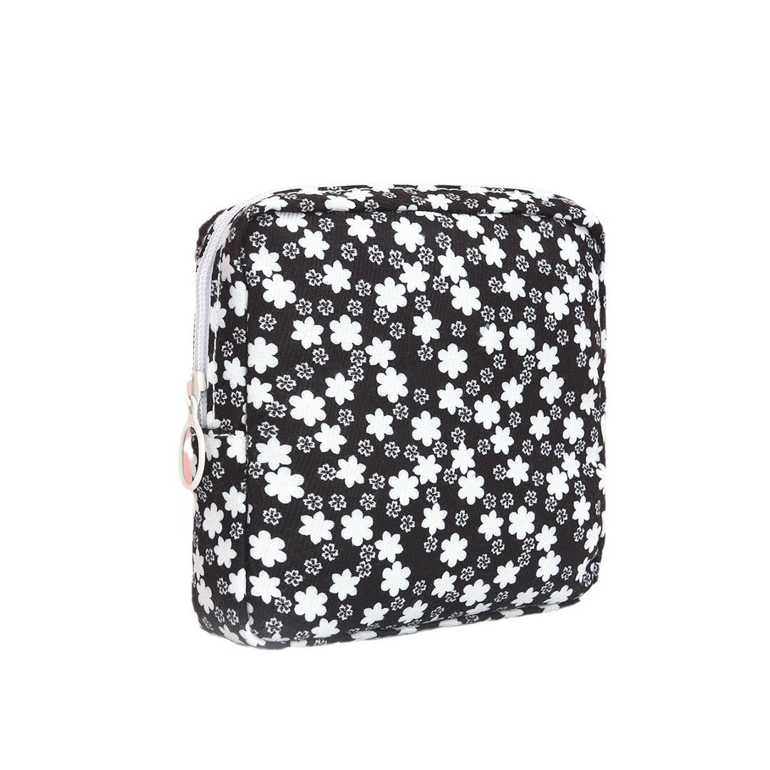 Cosmetic organizer with floral patterned design Bowlift