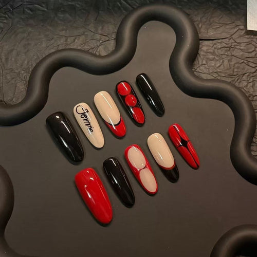 Chic Artistic Press-On Nail Set Bowlift