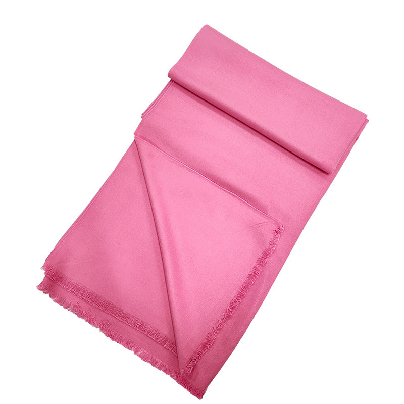 Ladies Elegant and Warm Scarf with Geometric Pattern Bowlift