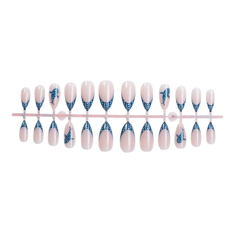 Creative nail set with maritime design Bowlift