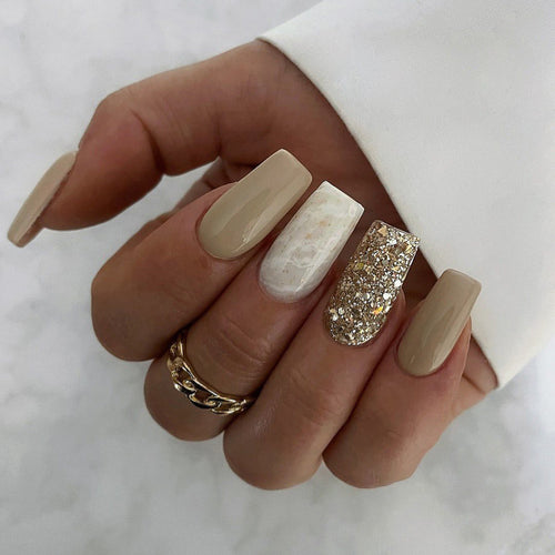 Glamorous Nail Art Bowlift