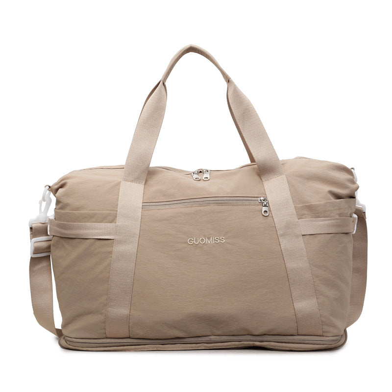 Sporty Travel Bag With Versatile Storage Options Bowlift