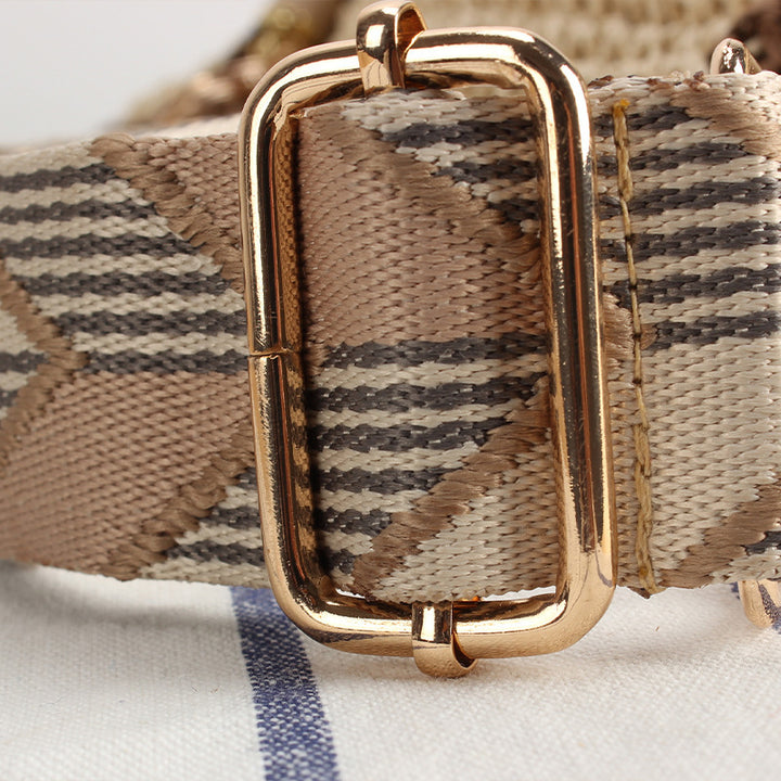 Fashionable Handbag Bowlift
