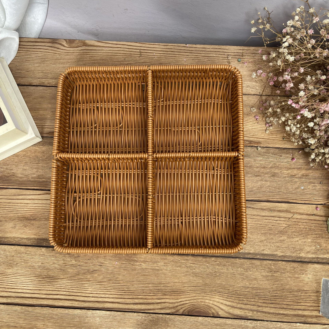 Women’s beef serving basket with four compartments Bowlift