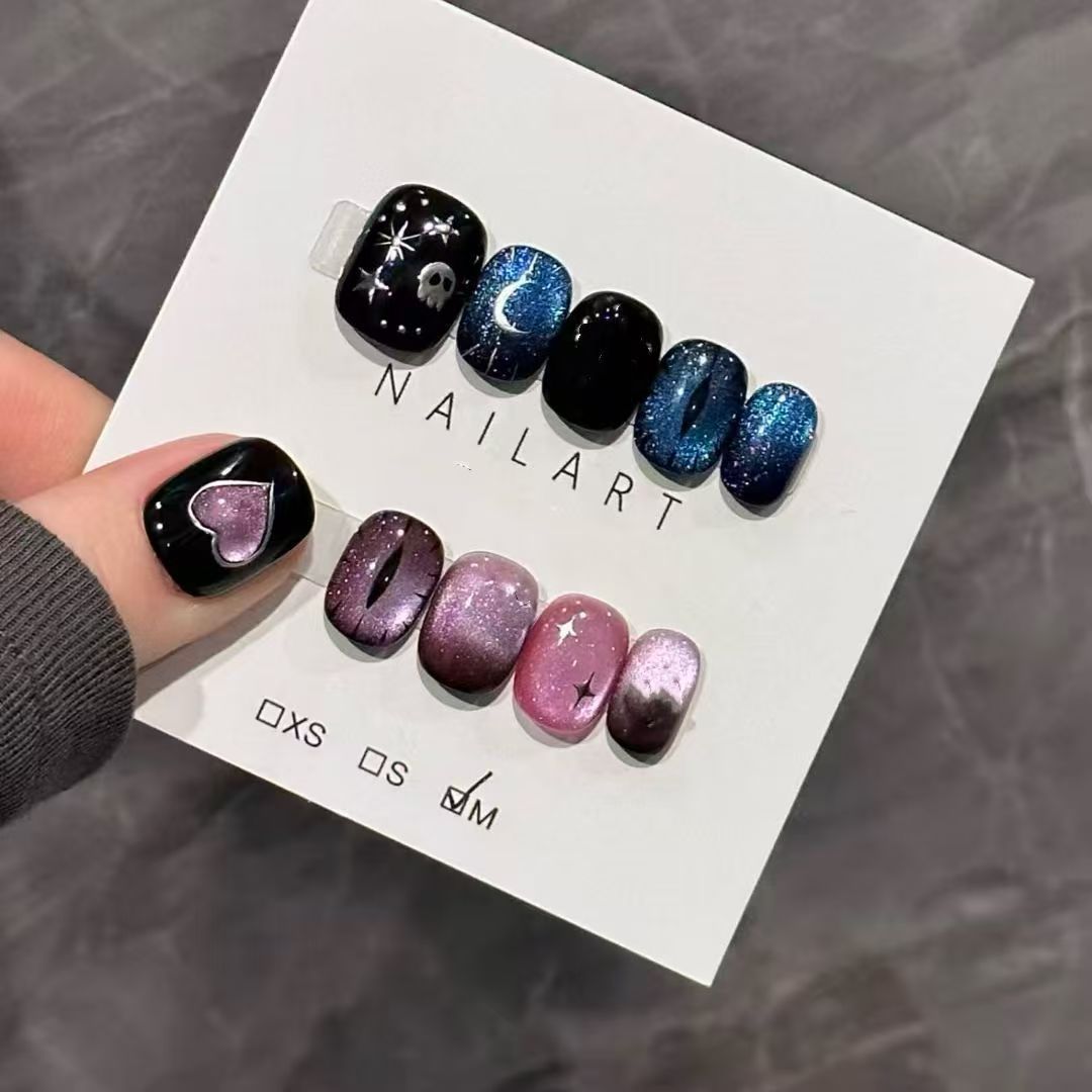 Cute Character Press-On Nail Art Set Bowlift