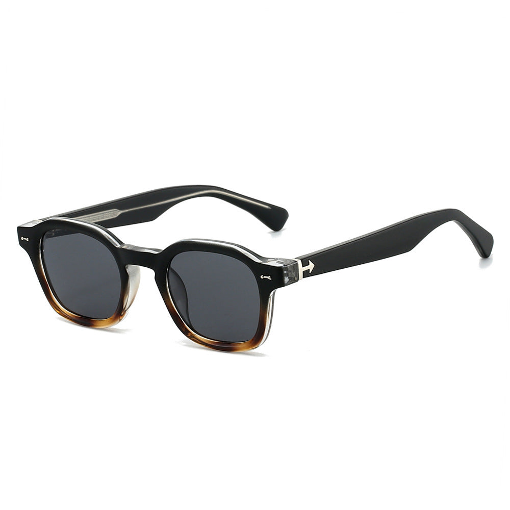 Women's fashionable sunglasses in unique, square design Bowlift