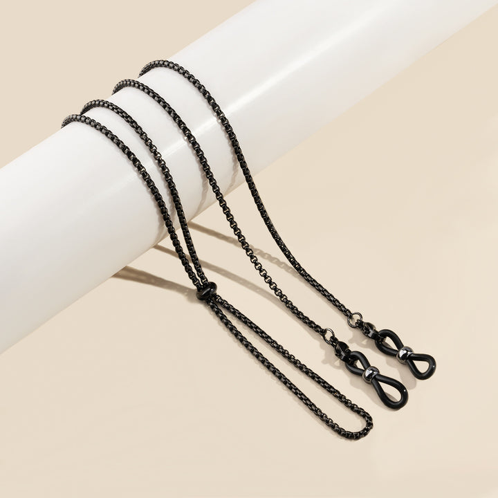 Sleek Chain Eyewear Holder Bowlift