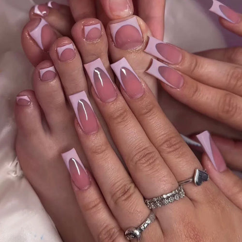 Stylish Press-On Nail Tips with Modern Design Bowlift