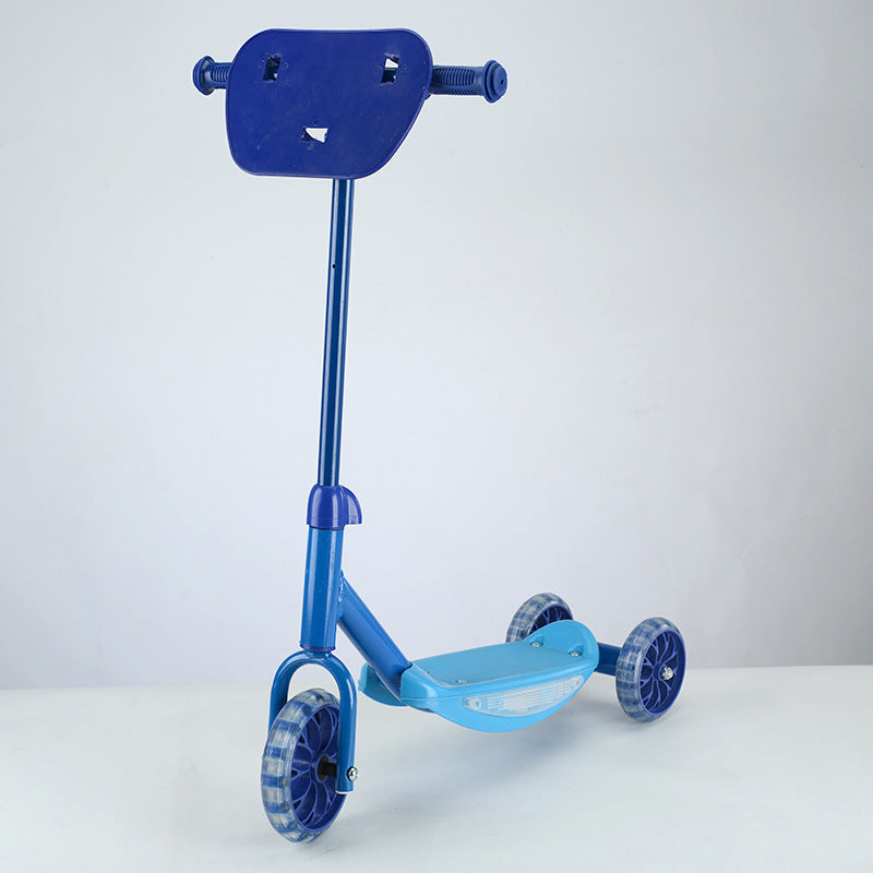 Fun Animal-Themed Kick Scooter Bowlift