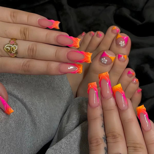 Artistic Gradient Nail Art Bowlift