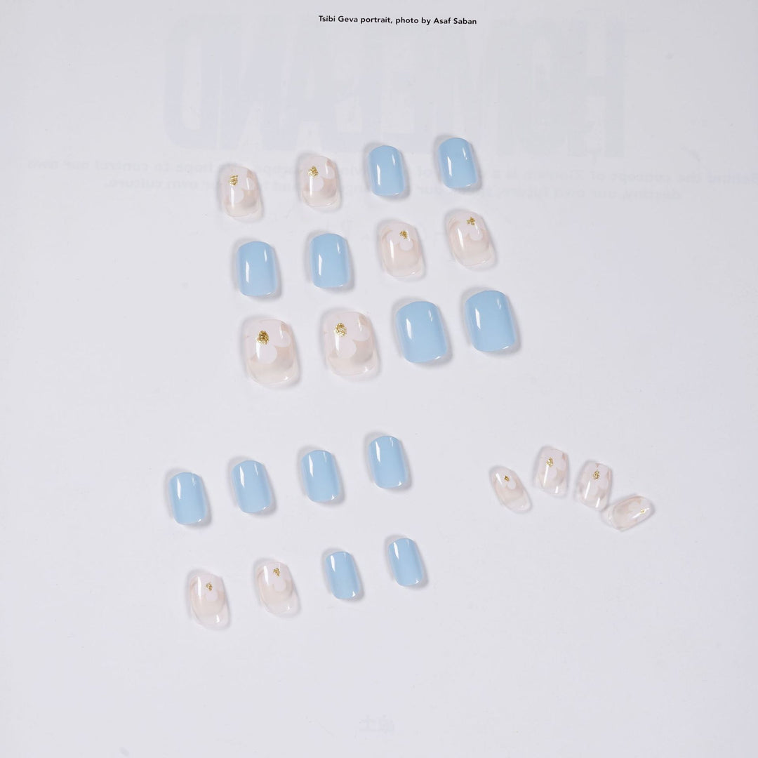Artful Nail Art with Flower Decoration Bowlift
