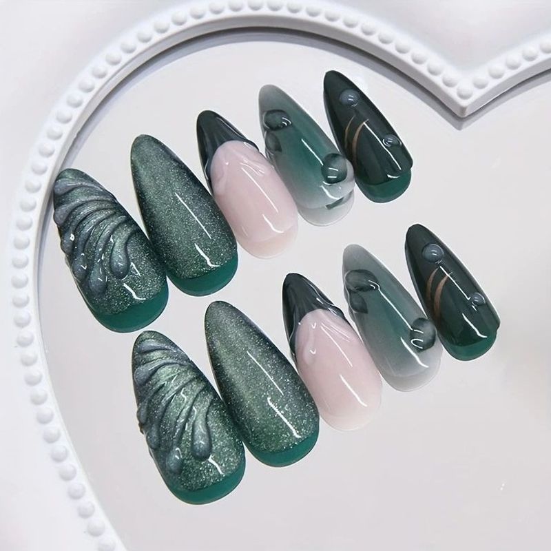 Nail art set with floral patterns and ombre effects Bowlift