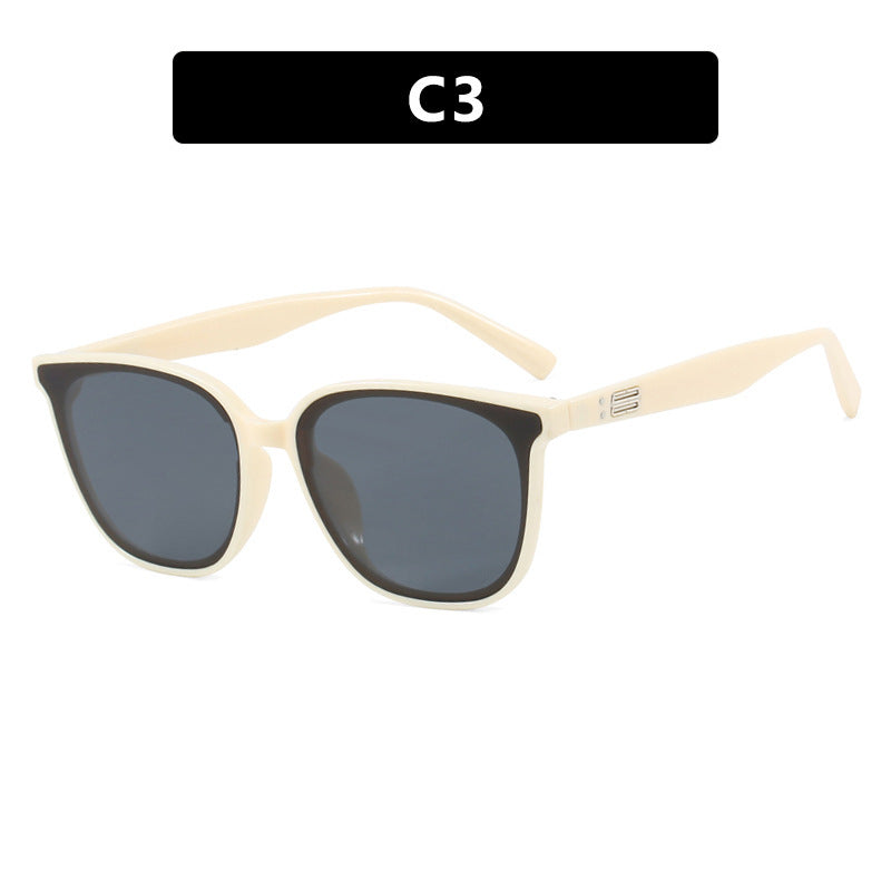 Ladies elegant sunglasses with trendy transparent frame Bowlift