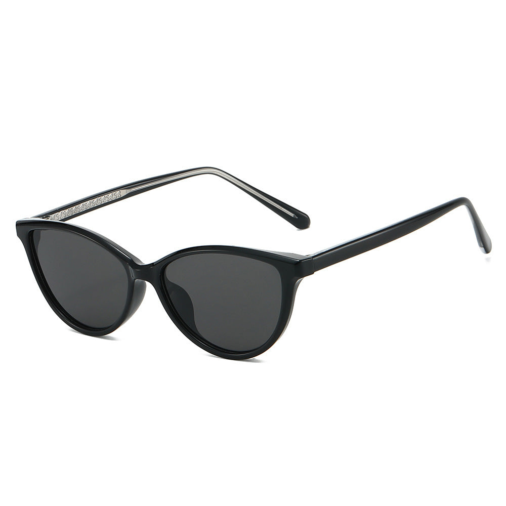 Women's Cat-Eye Sunglasses with Stylish Accents Bowlift