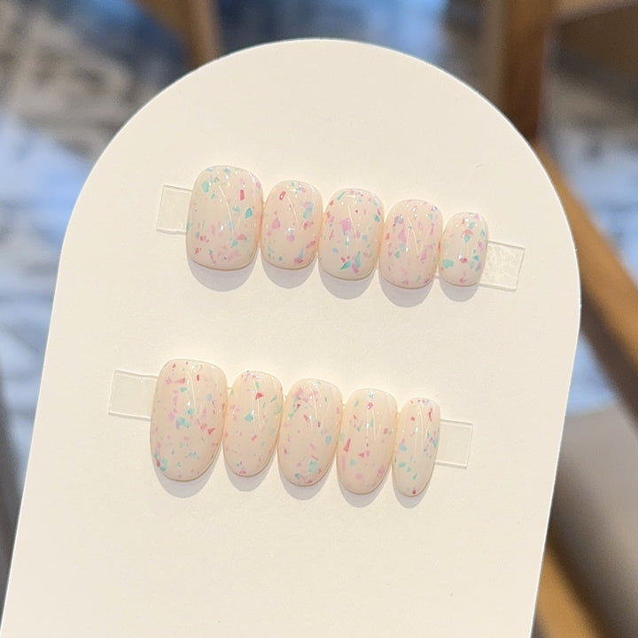 Artificial Nail Design Bowlift