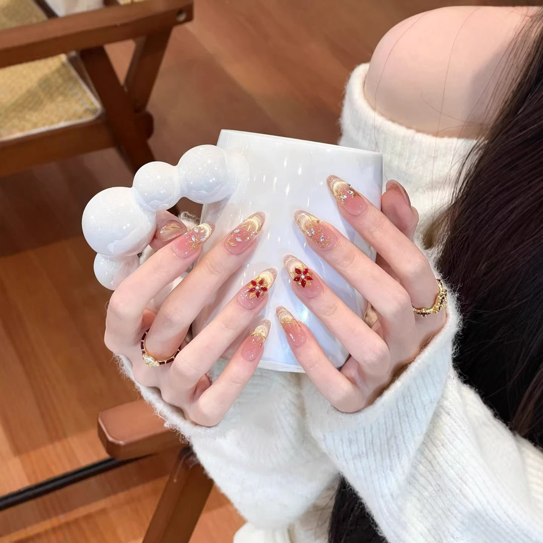 Artificial Nails In Elegant Glitter Finish Bowlift