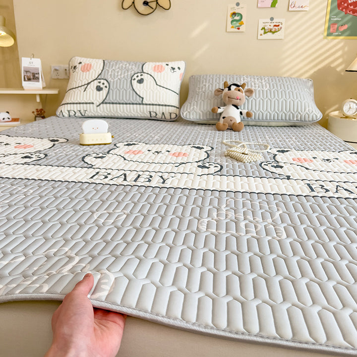 Playful Rabbit-Themed Quilted Bedspread Set