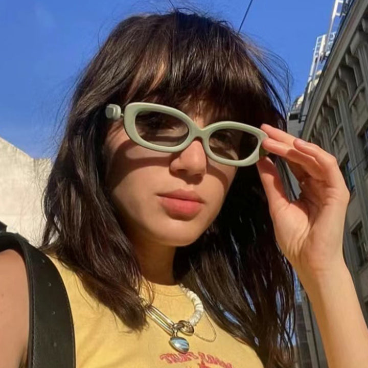 Women’s Fashion Sunglasses in Modern Retro Style Bowlift