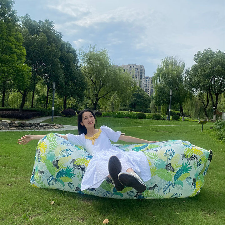 inflatable outdoor air lounger with heavy-duty oxford fabric and rapid-fill valve Bowlift