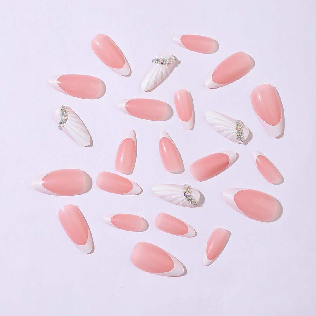 Artificial nail set with luxurious 3D embellishments Bowlift