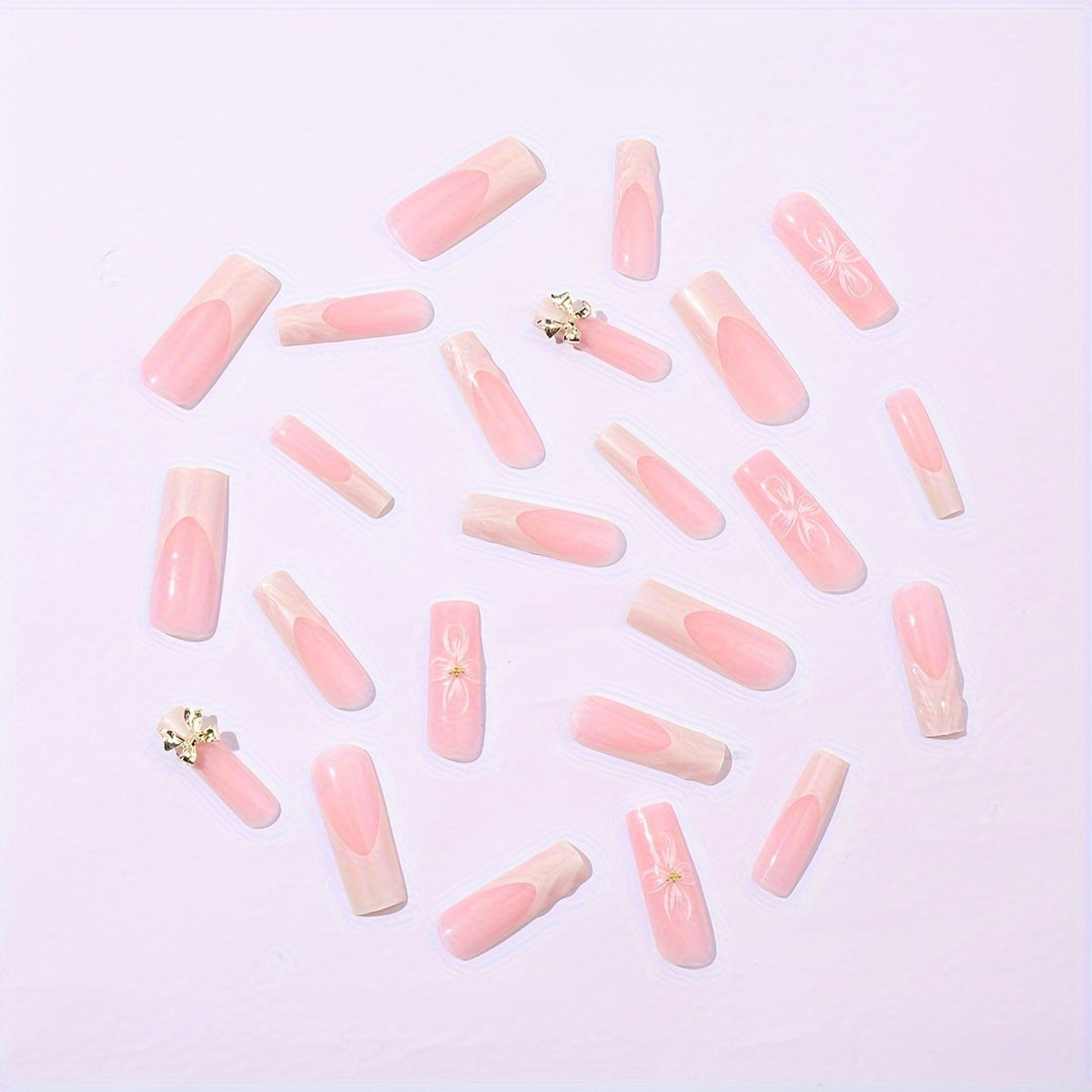 Artificial nail set with floral details Bowlift