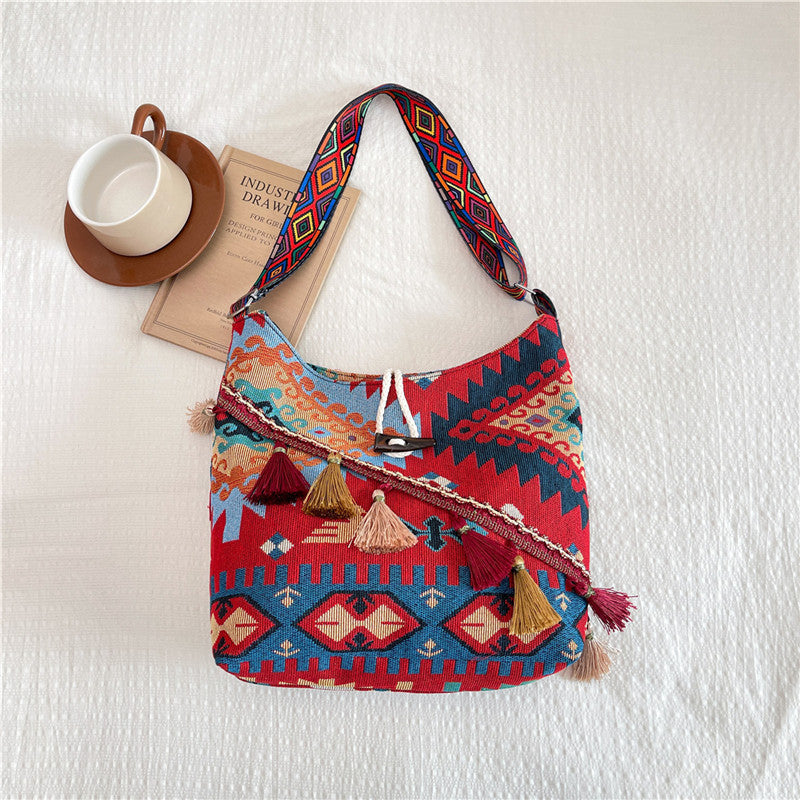 WoEthnic Patterned Flap Hobo Bag Bowlift
