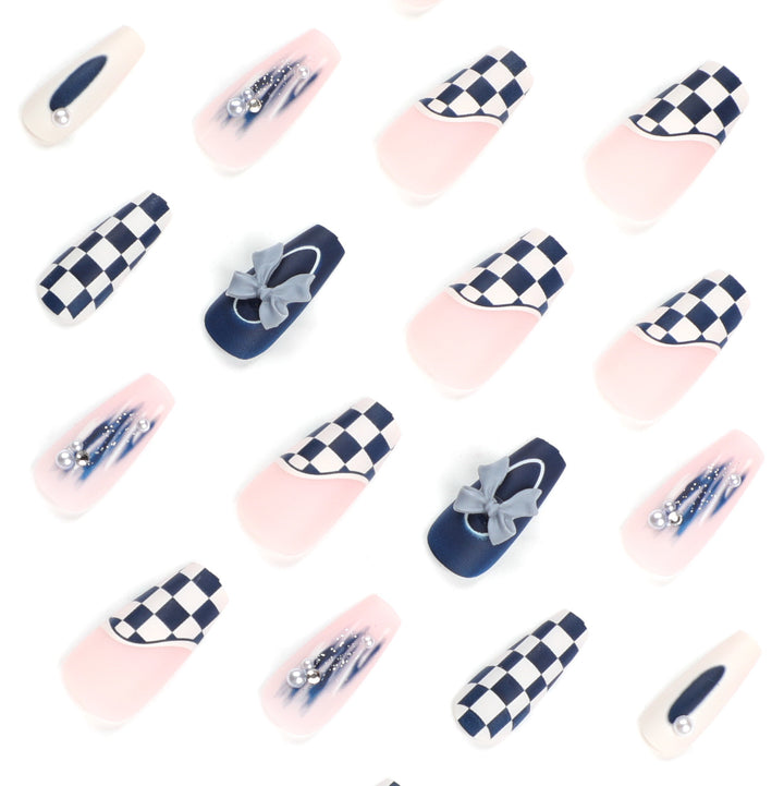 Artful nail decoration with bows and plaid pattern Bowlift