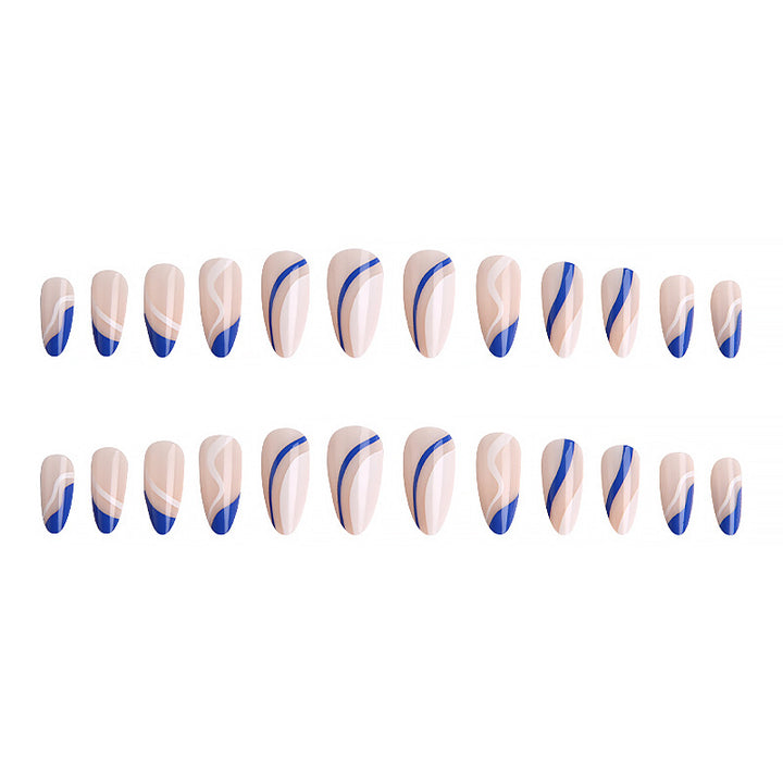 Creative artificial nails in modern design Bowlift