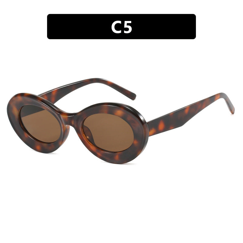 Women's oval sunglasses with modern lenses Bowlift