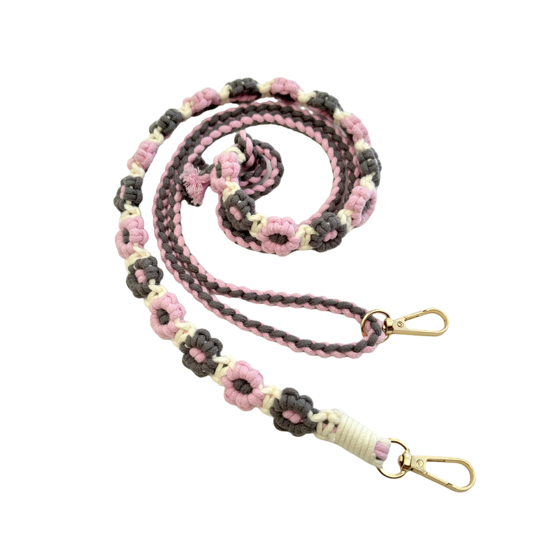 Macrame Pet Leash with Floral Detailing Bowlift