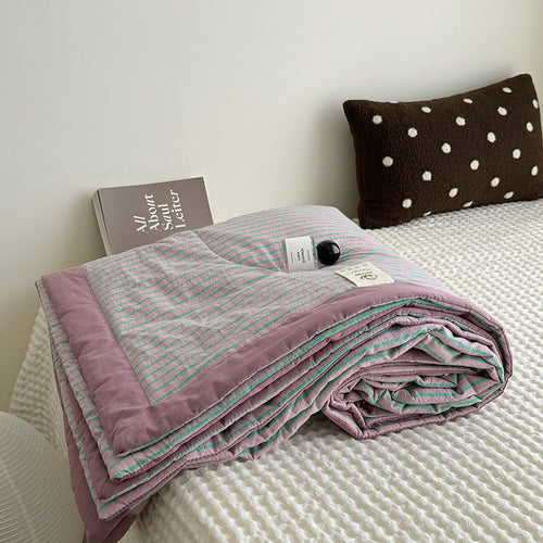 Women's quilted summer blanket Bowlift
