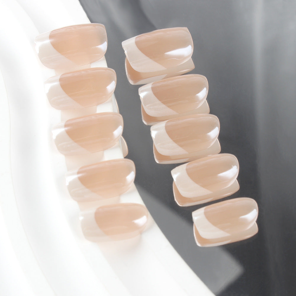 French Tip Press-On Nail Art Set Bowlift