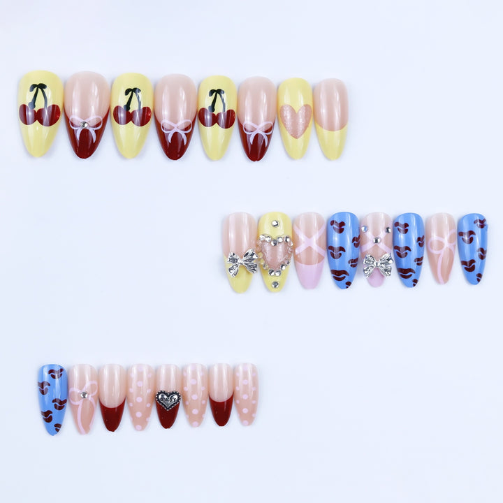 Artificial nails with playful heart and flower design Bowlift