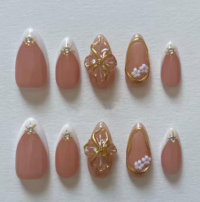 Elegant Floral Accent Press-On Nails Bowlift
